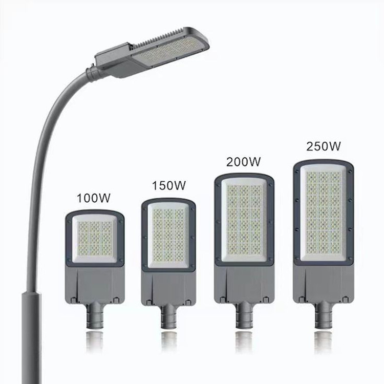 Aluminum housing and glass lens municipal street light