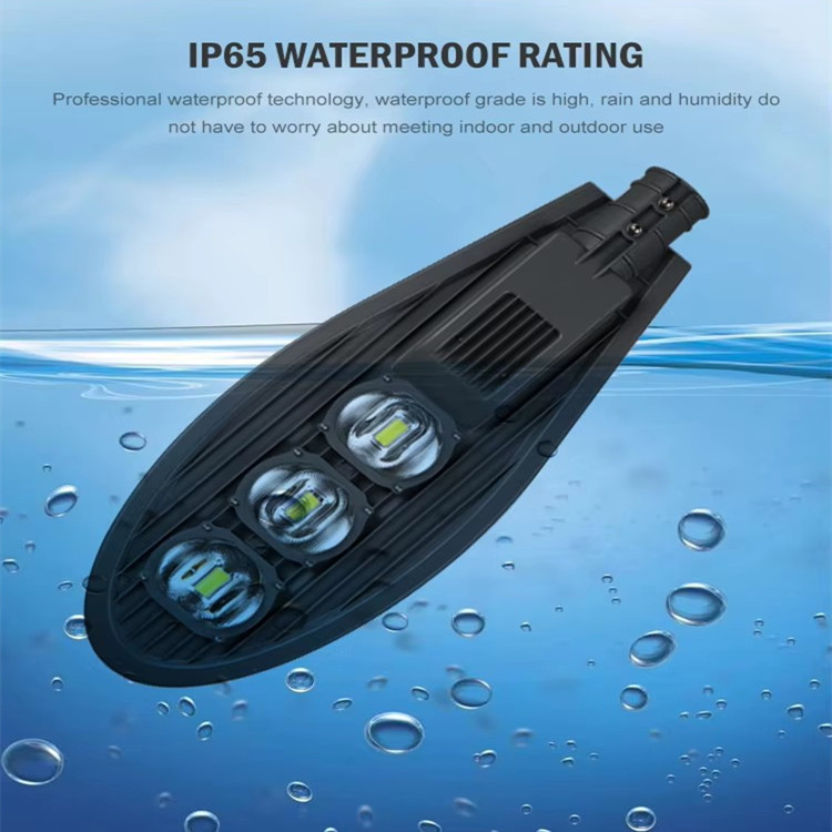 solar sensor street lamp